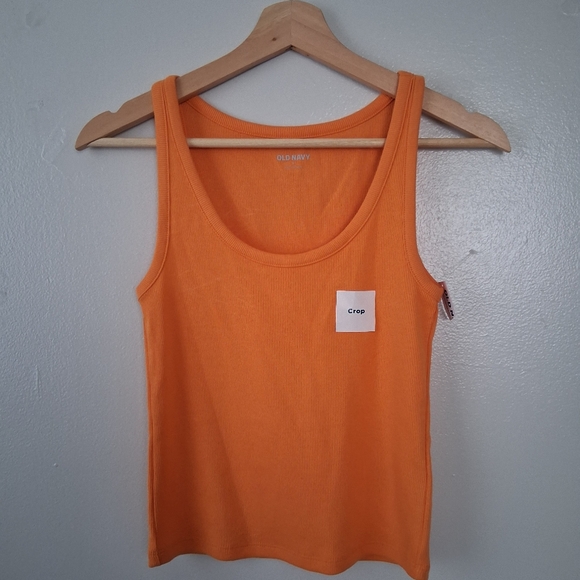 Old Navy Set Of 4 Tops - Picture 5 of 5